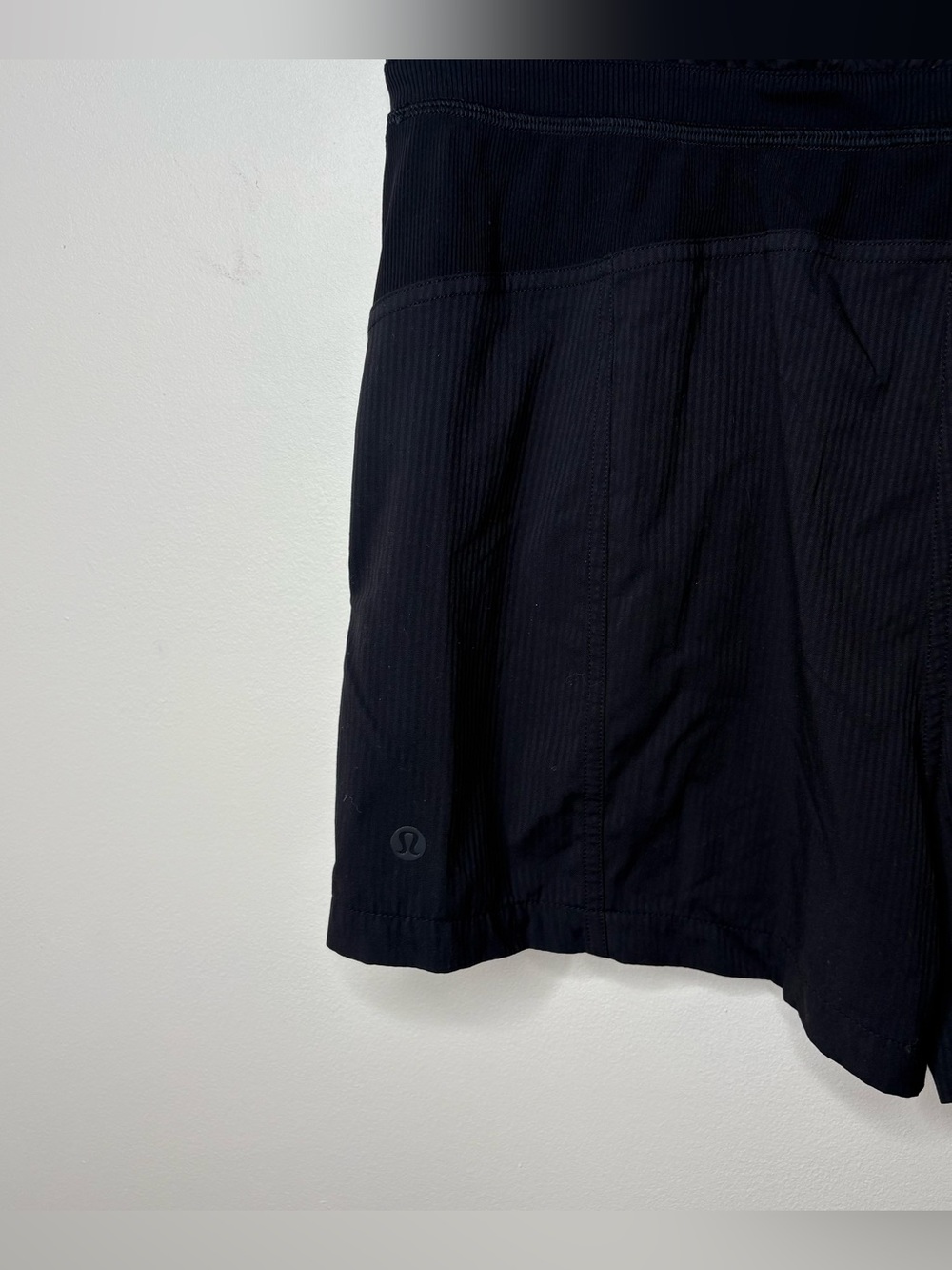 Lululemon Dance Studio High-Rise Short 3.5” - Picture 5 of 6